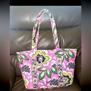 Vera Bradley tote